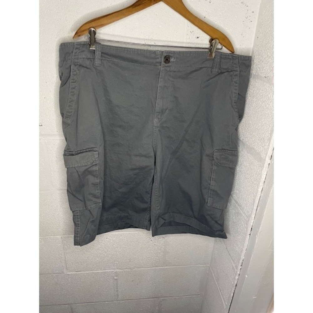 ROUTE 66 ORIGINAL CLOTHING CO. GRAY CARGO SHORTS  SIZE 42